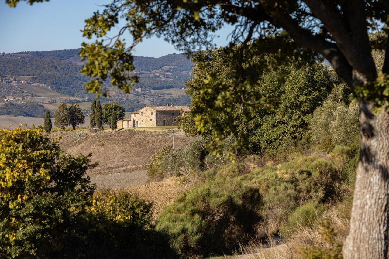 Sce Quiríc Vila San Quirico dʼOrcia Exterior foto