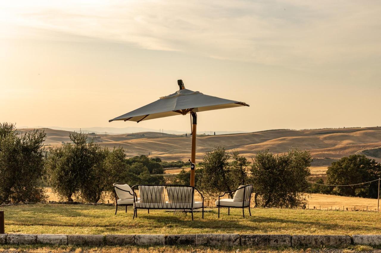 Sce Quiríc Vila San Quirico dʼOrcia Exterior foto