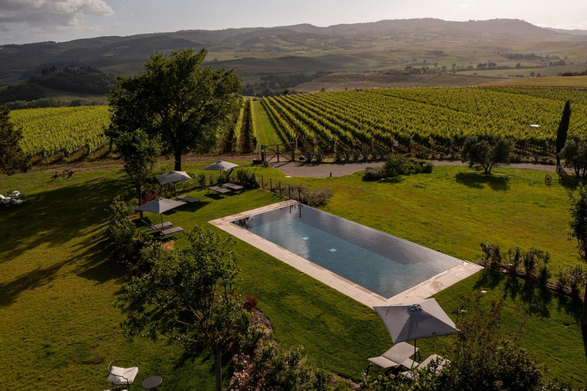 Sce Quiríc Vila San Quirico dʼOrcia Exterior foto